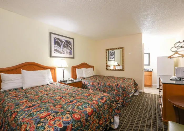 Motel 7 - Near Six Flags, Vallejo - Napa Valley