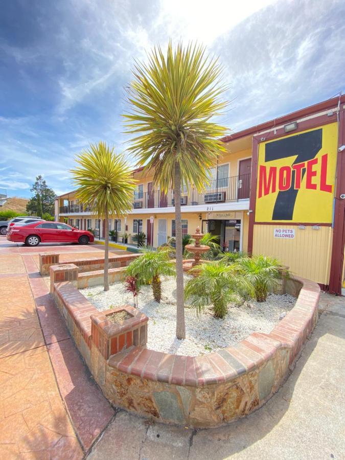7 - Near Six Flags, - Napa Valley Motel 2*