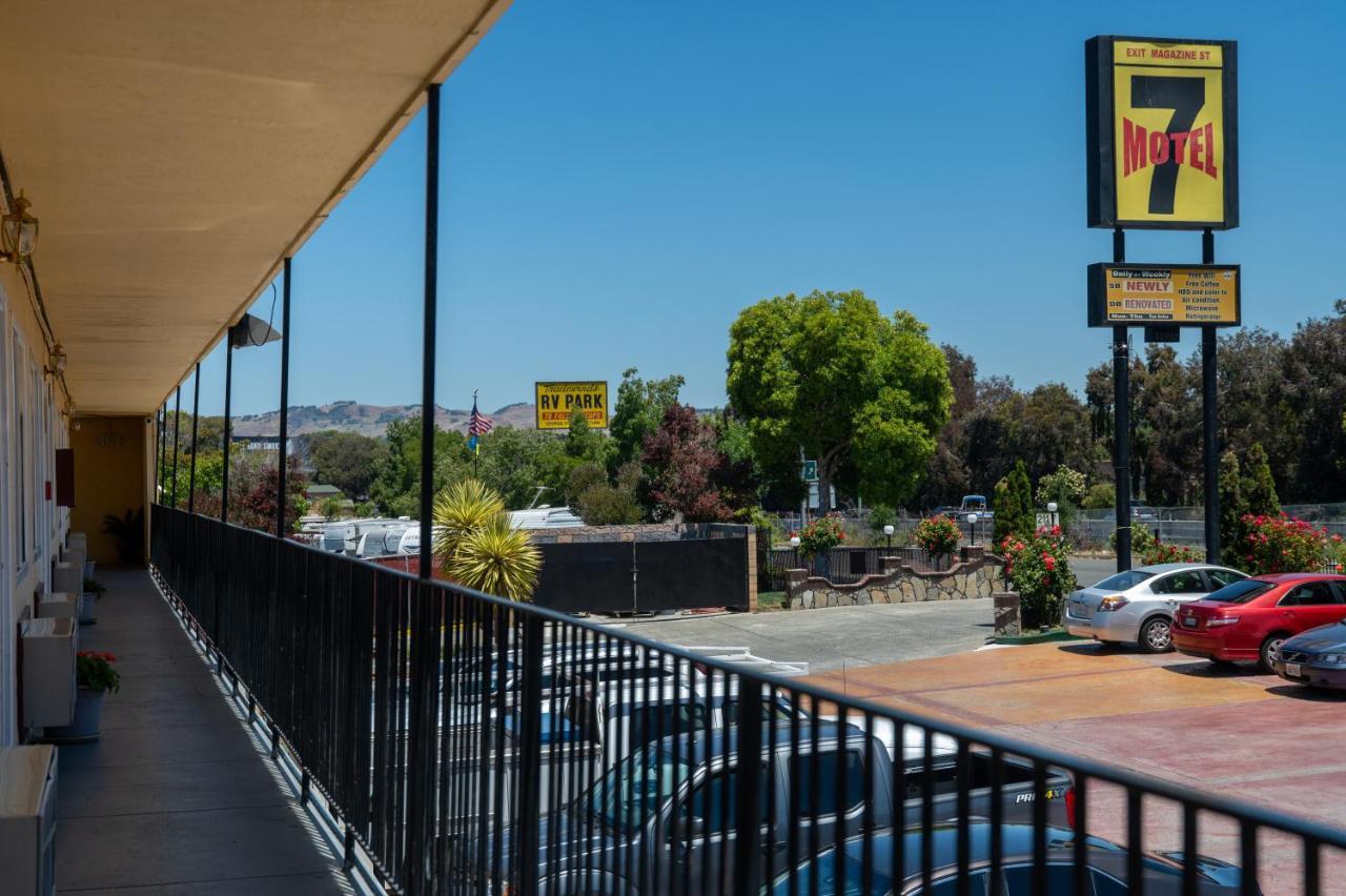 7 - Near Six Flags, - Napa Valley 2* Vallejo
