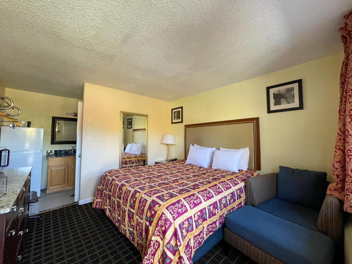 Motel 7