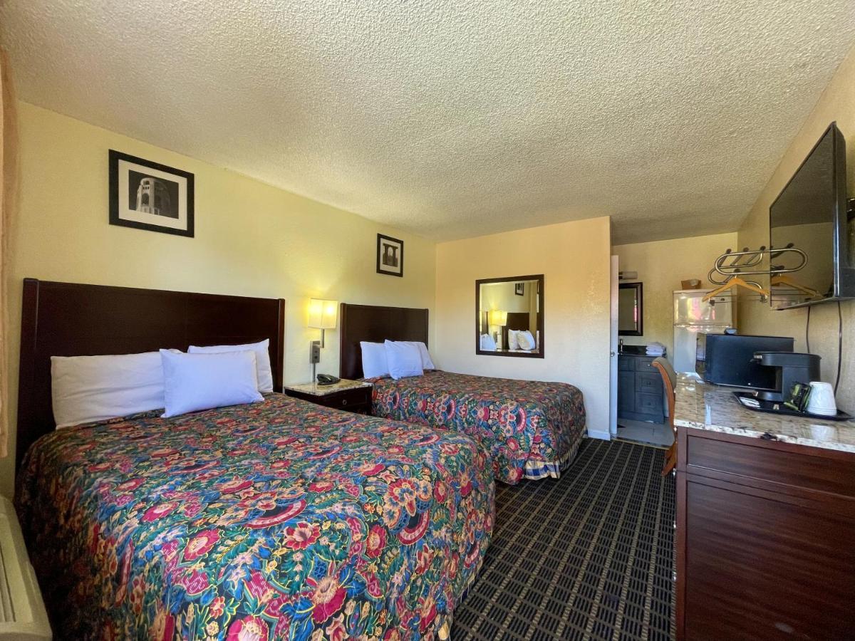 7 Motel 2*
